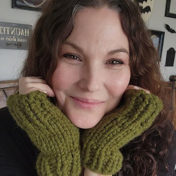 Hand Knit Fingerless Gloves, Armwarmers in Olive Green Yarn, Womens "Elderwood", - Picture 6 of 10